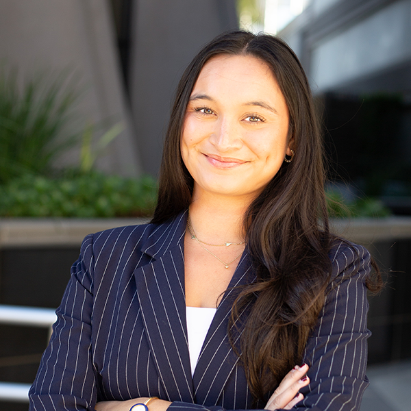 Ashley Scott Legal Assistant Blaker And Granet Llp In Los Angeles